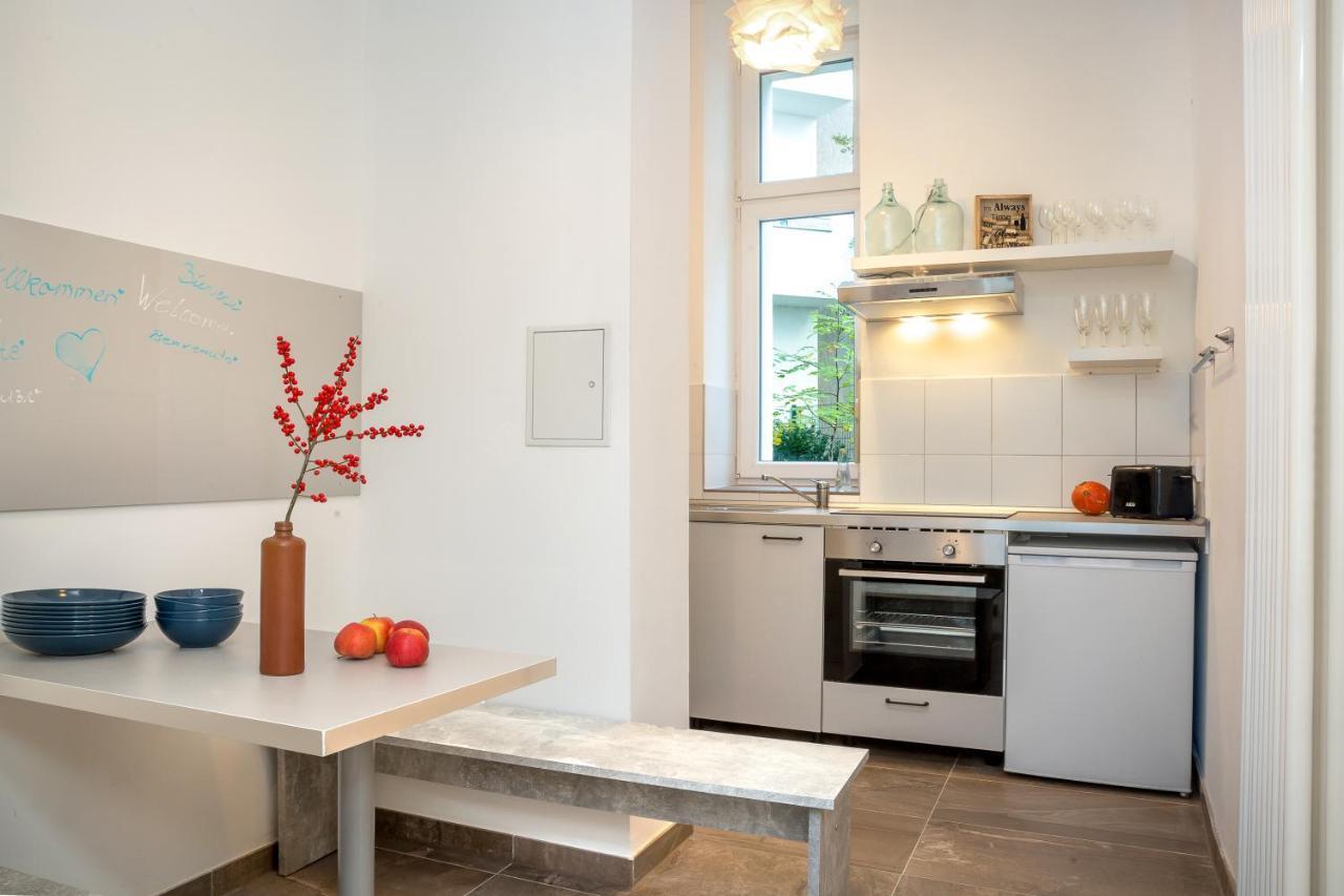 Newton-Appartement Mit 3 Schlafzimmern Βερολίνο Εξωτερικό φωτογραφία